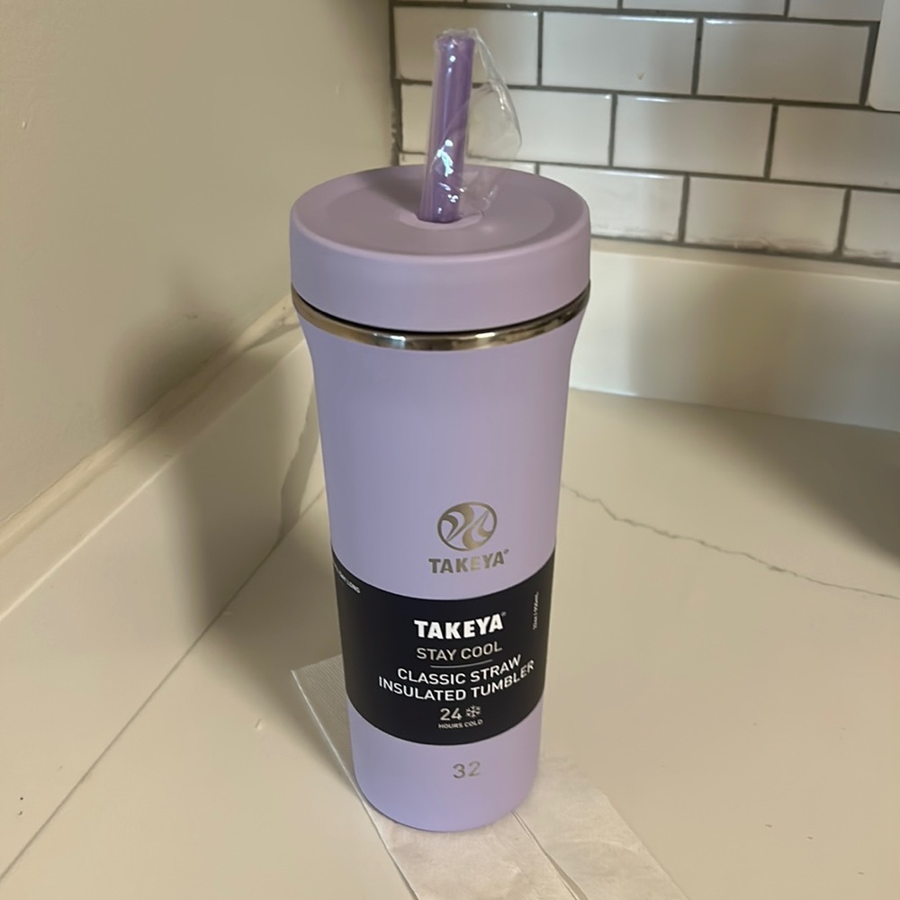 New: TAKEYA , 32OZ INSULATED STRAW TUMBLER